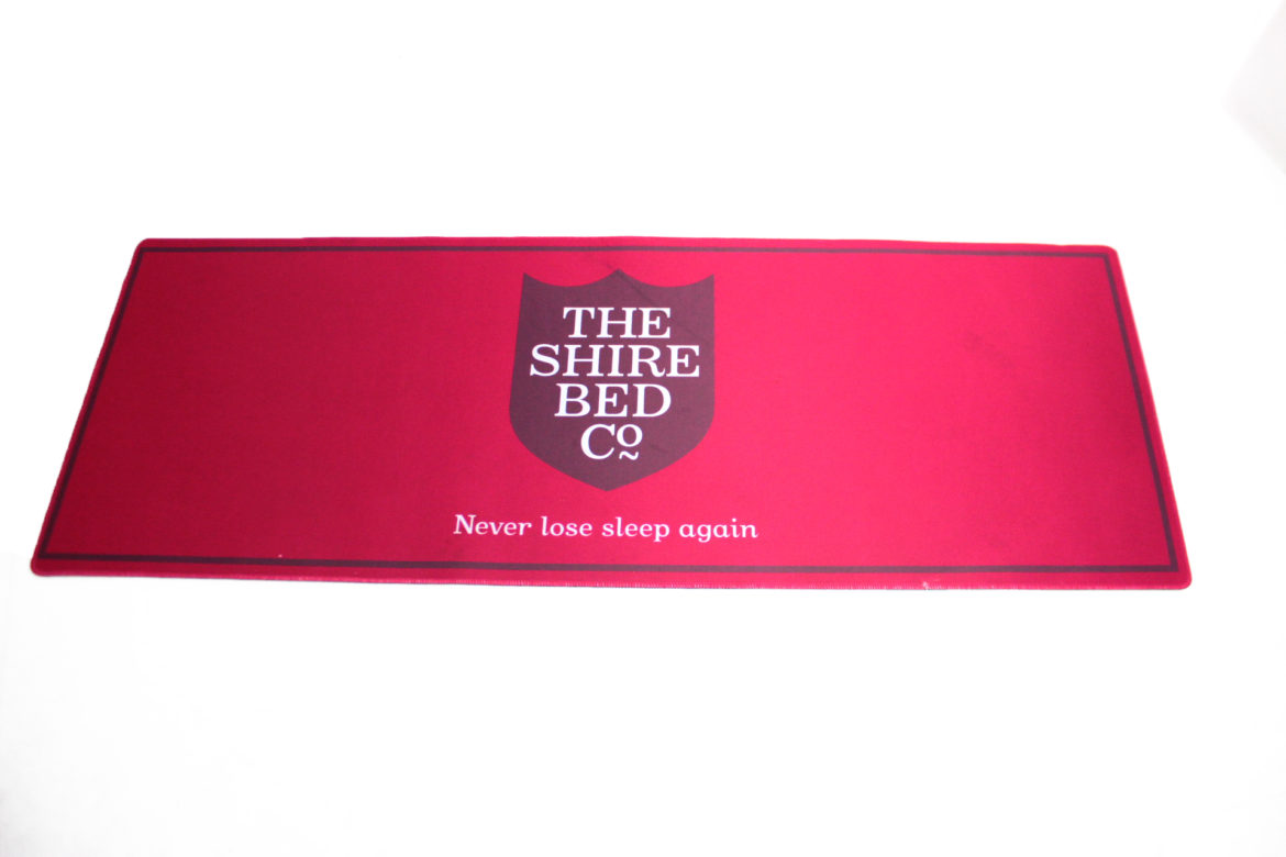 Modern Smooth Red Hotel Bed Runner FDT Rubber